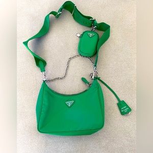 Prada Re-Edition 2005 Re-Nylon bag - Green